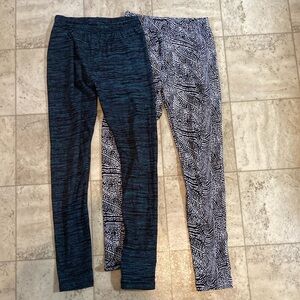 Sweetlegs 2 pack petite leggings.